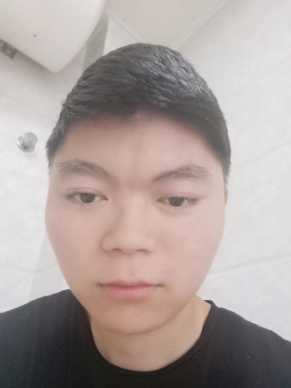 秦洋的第二张照片--淮安闪婚服务中心