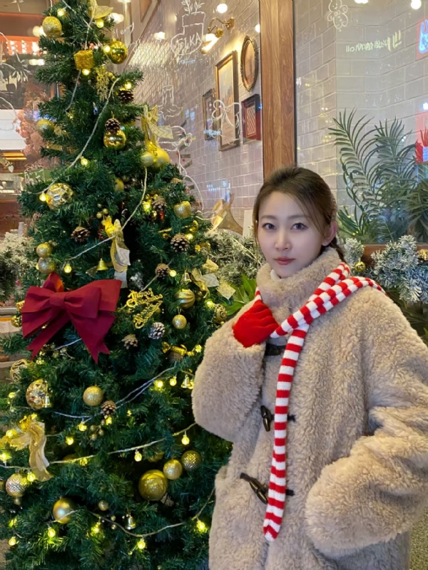 子墨的第一张照片--淮安闪婚服务中心